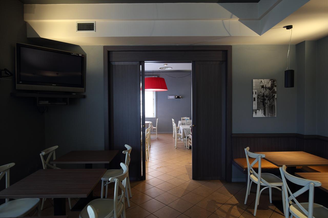 Hotel Trattoria Contini Sorbolo Exterior foto